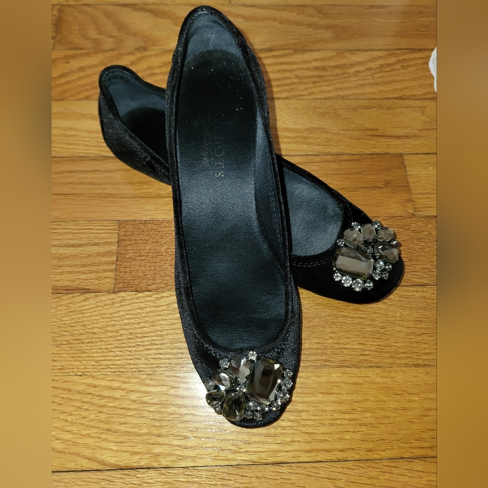 Talbots Black Velvet Ballet Flats with Jewled Toe Size 6B